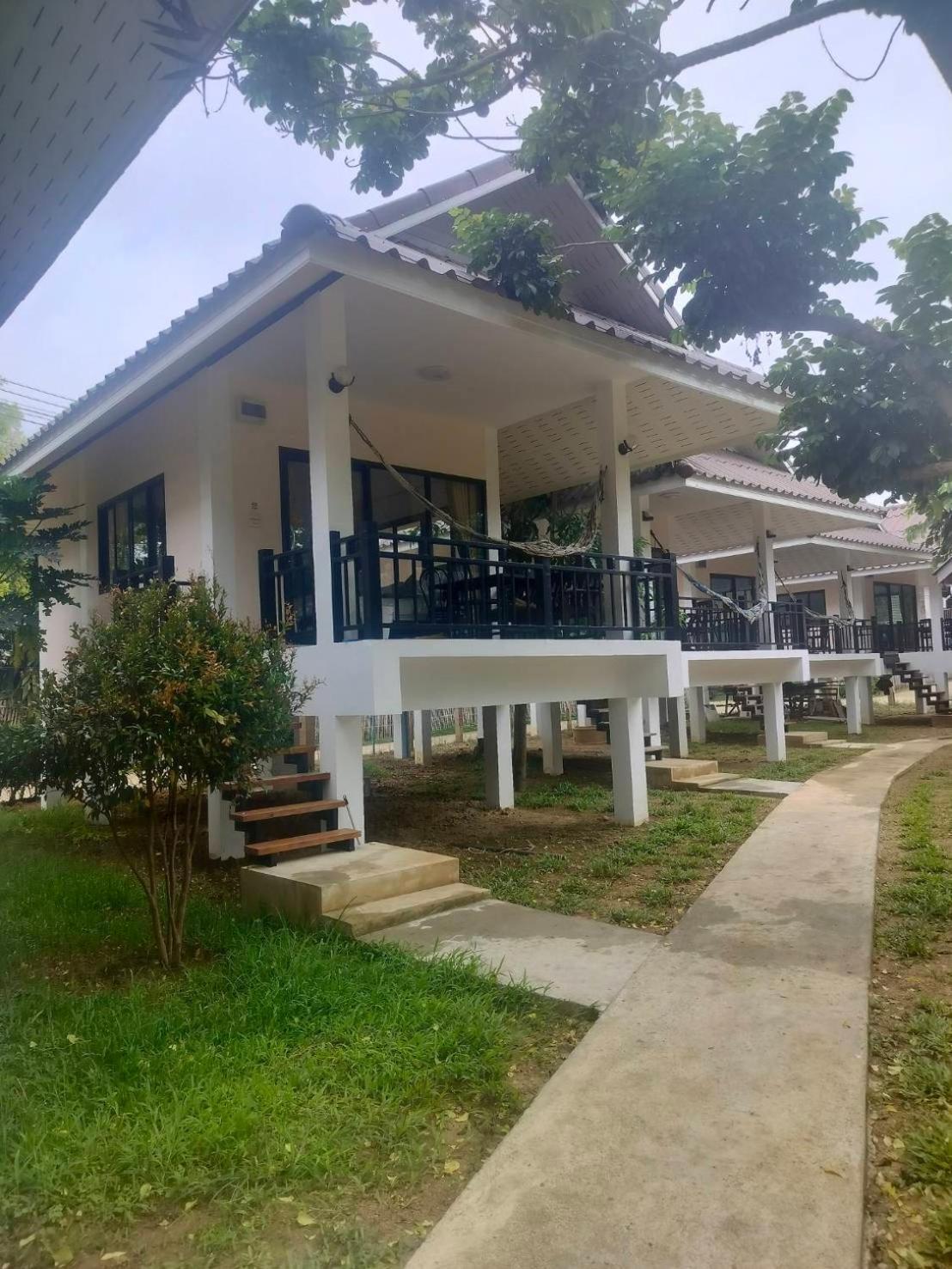 Hotel Family Hut Pai Exterior foto