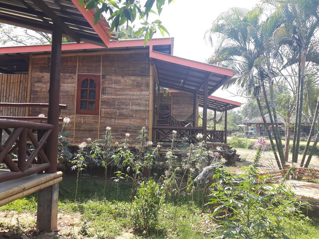 Hotel Family Hut Pai Exterior foto