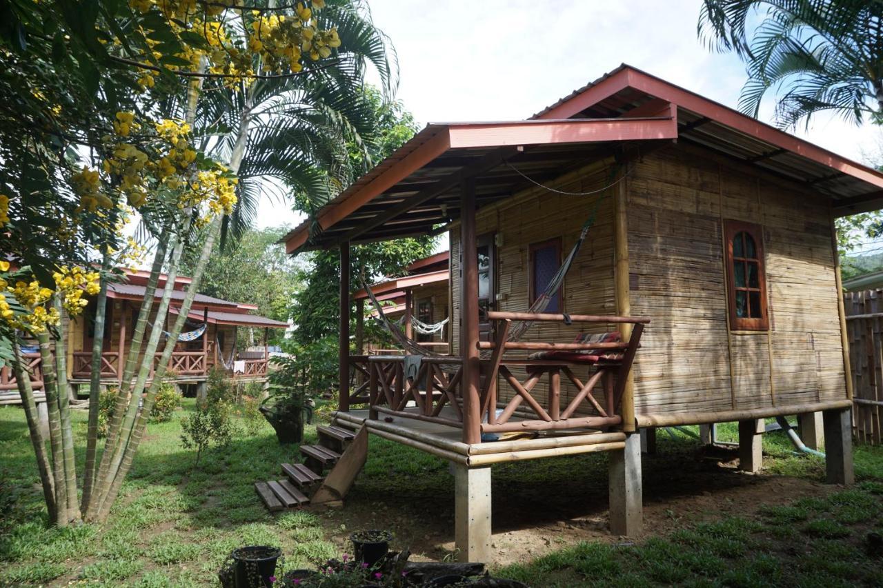 Hotel Family Hut Pai Exterior foto