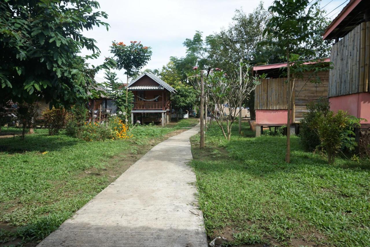 Hotel Family Hut Pai Exterior foto